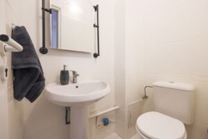 De vânzare REZERVAT! Apartament, 3 camere, Etajul 2 în Micalaca, Zona Orizont. în zona Micalaca 3 camere 2 dormitoare Arad 12