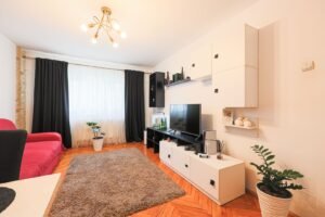 De vânzare REZERVAT! Apartament, 3 camere, Etajul 2 în Micalaca, Zona Orizont. în zona Micalaca 3 camere 2 dormitoare Arad 3