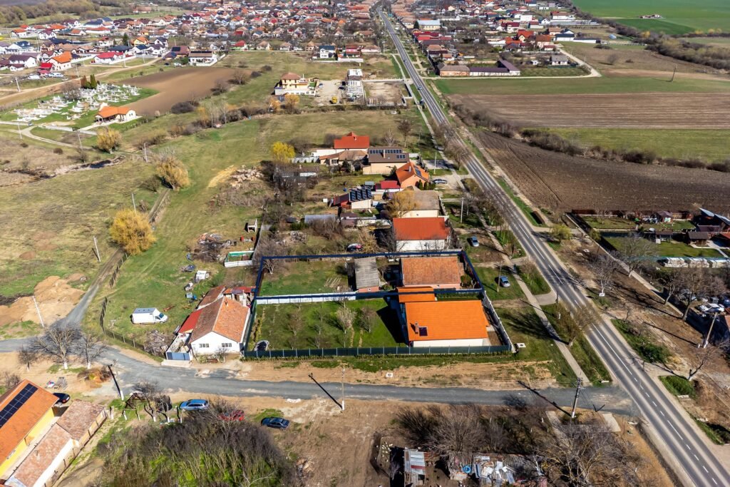 De vânzare REZERVAT! Casa 2003 – Teren 1000 mp – la iesirea din Zadareni în zona Arad 4 camere Arad 7