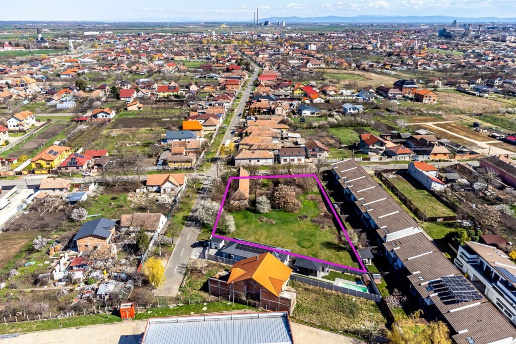 Teren de 2.782 mp. Perfect pentru parcelare și construcție de case De vânzare Teren de 2.782 mp. Perfect pentru parcelare și construcție de case în zona Gai Arad 1