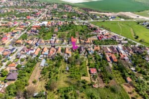 1440 mp de posibilități. Construiește-ți casa într-o zonă liniștită De vânzare 1440 mp de posibilități. Construiește-ți casa într-o zonă liniștită în zona Sannicolau Mic Arad 5