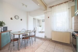 De vânzare Apartament cu 2 camere in Z24 – Vlaicu Arad în zona Aurel Vlaicu 2 camere 1 dormitor Arad 1