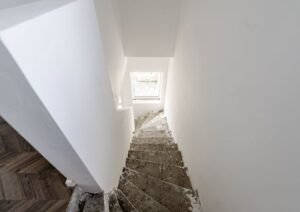 Casă de vânzare modernă și spațioasă – Comision 0%! De vânzare Casă de vânzare modernă și spațioasă – Comision 0%! în zona Gai 4 camere 3 dormitoare Arad 8