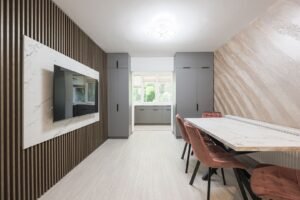 Locuință renovată cu bun gust, 2 dormitoare, etajul 1. Aurel Vlaicu De vânzare Locuință renovată cu bun gust, 2 dormitoare, etajul 1. Aurel Vlaicu în zona Aurel Vlaicu 2 camere 2 dormitoare Arad 11