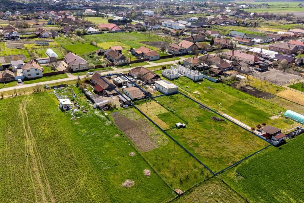 De vânzare PRET NOU! Casa – tip container – Teren 1987 mp – Turnu – COMISION 0% în zona Arad 3 camere Arad 1