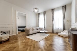 De vânzare PROPRIETATE REZERVATĂ Apartament premium cu 3 camere Ultracentral în zona Ultracentral 3 camere 2 dormitoare Arad 1