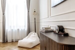 De vânzare PROPRIETATE REZERVATĂ Apartament premium cu 3 camere Ultracentral în zona Ultracentral 3 camere 2 dormitoare Arad 4