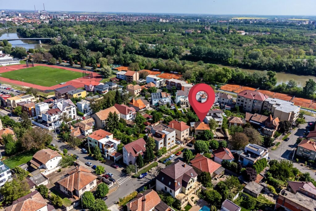 Proprietate rară în zona de lux a Aradului De vânzare Proprietate rară în zona de lux a Aradului în zona Romanilor 4 camere Arad 8