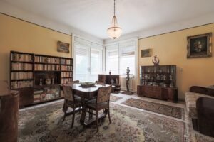 De vânzare Rezervat! apartament 4 camere,  Bulevardul General Dragalina în zona Ultracentral 4 camere 2 dormitoare Arad 4