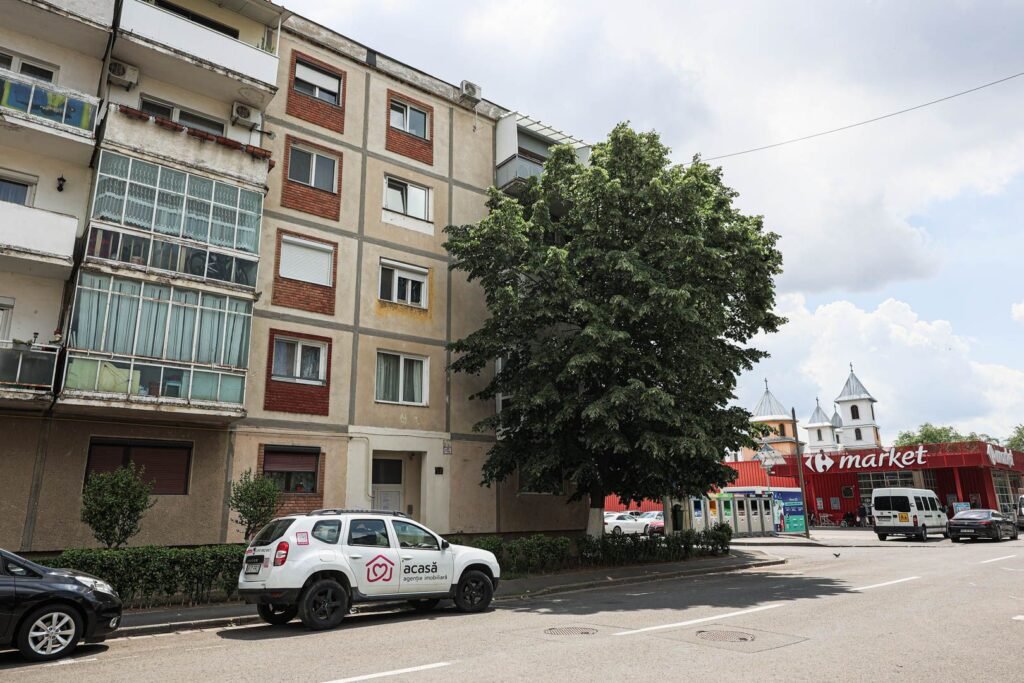 Acasă e locul unde creezi amintiri. Apartament cu 2 dormitoare. De vânzare Acasă e locul unde creezi amintiri. Apartament cu 2 dormitoare. în zona Alfa 2 camere 2 dormitoare Arad 2
