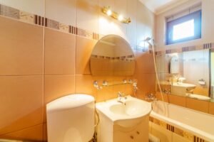 De vânzare Apartament 2 camere luminos, zona excelenta Podgoria în zona Podgoria 2 camere 1 dormitor Arad 4
