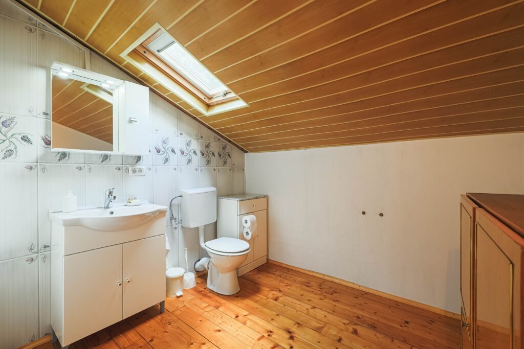 Apartament ideal pentru tineri, în Piața Catedralei, Arad. De vânzare Apartament ideal pentru tineri, în Piața Catedralei, Arad. în zona Central 2 camere 1 dormitor Arad 8