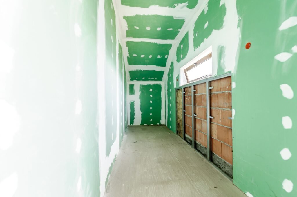 Casă spațioasă pentru familie mare. Curte generoasă, zonă accesibilă! De vânzare Casă spațioasă pentru familie mare. Curte generoasă, zonă accesibilă! în zona Aradul Nou 5 camere Arad 8