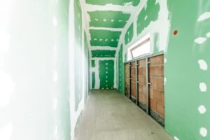 Casă spațioasă pentru familie mare. Curte generoasă, zonă accesibilă! De vânzare Casă spațioasă pentru familie mare. Curte generoasă, zonă accesibilă! în zona Aradul Nou 5 camere Arad 8