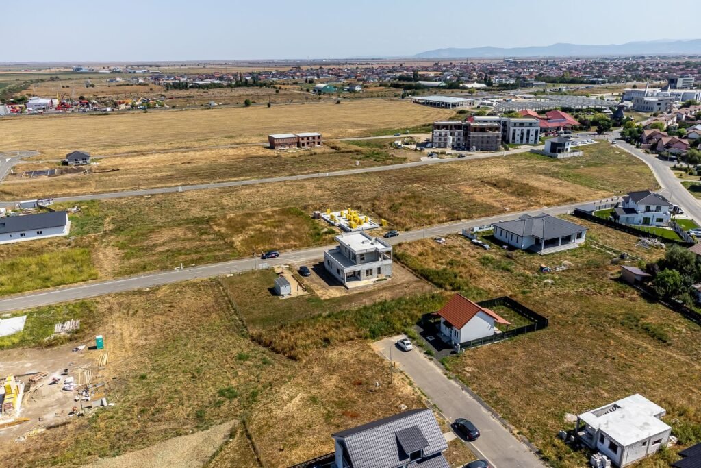 De vânzare Preț  nou! Vilă spațioasă cu 6 camere – Via Carmina, Arad | în zona Arad 6 camere 2 dormitoare Arad 9