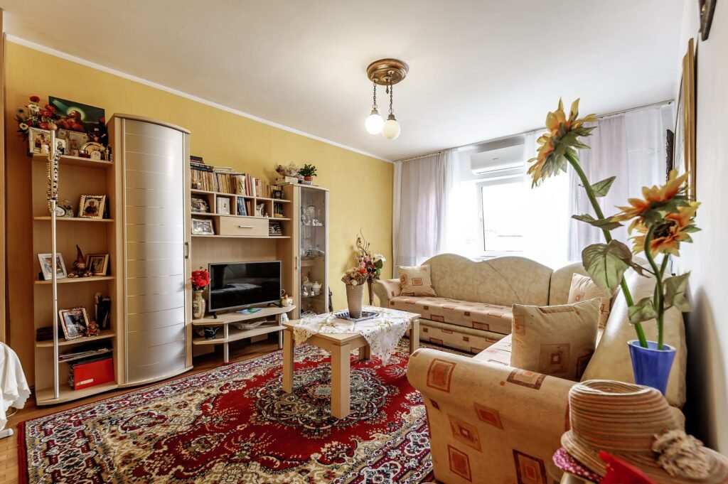 De vânzare REZERVAT Apartament cu 3 camere decomandat in Alfa Comision 0 în zona Alfa 3 camere 2 dormitoare Arad 3