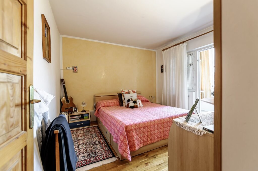 De vânzare REZERVAT Apartament cu 3 camere decomandat in Alfa Comision 0 în zona Alfa 3 camere 2 dormitoare Arad 6