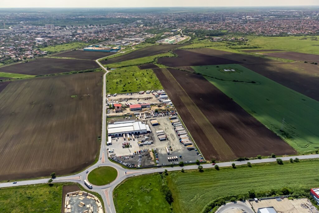 De vânzare Teren intravilan cu PUZ aprobat la Centura Nord Arad – 7,5€/mp! în zona Nord-Est Arad 2