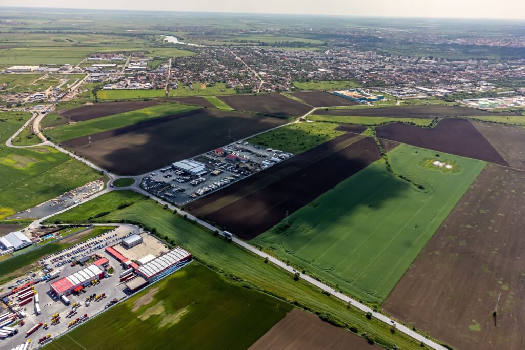 De vânzare Teren intravilan cu PUZ aprobat la Centura Nord Arad – 7,5€/mp! în zona Nord-Est Arad 6