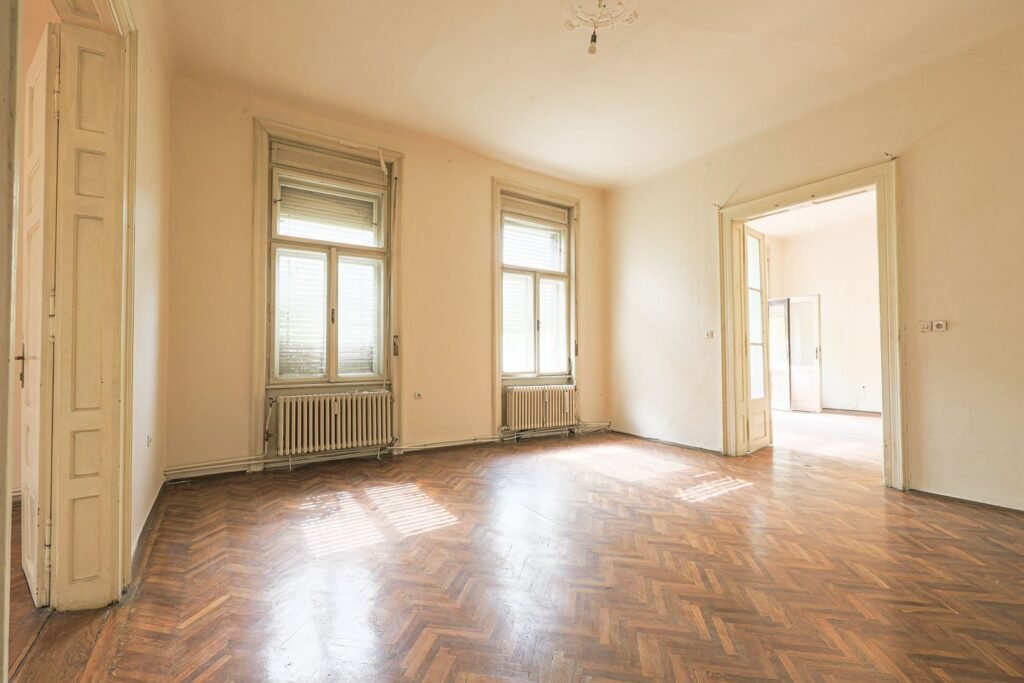 De vânzare Vândut! Raritate pe piața imobiliară din Arad–Apartament cu 4 camere în zona Central 4 camere Arad 3