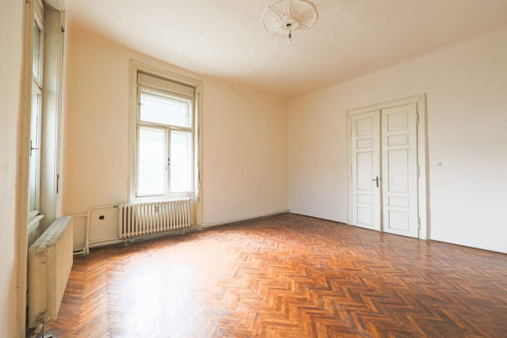 De vânzare Vândut! Raritate pe piața imobiliară din Arad–Apartament cu 4 camere în zona Central 4 camere Arad 5