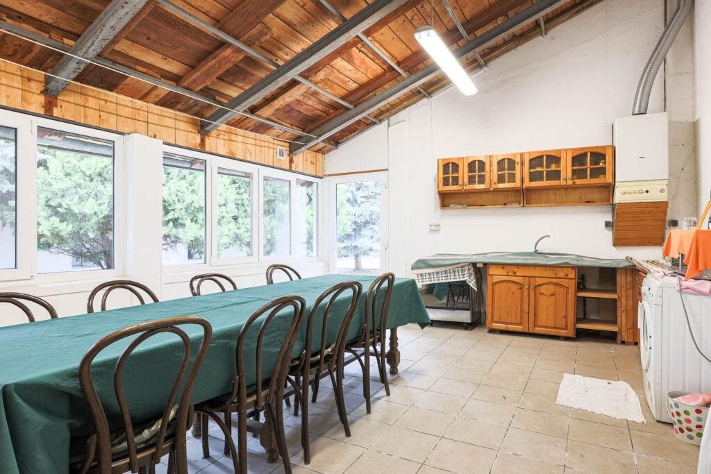 De vânzare Vilă 5 camere Grădiște | 2 corpuri | 0% comision. Preț negociabil! în zona Gradiste 5 camere 2 dormitoare Arad 1