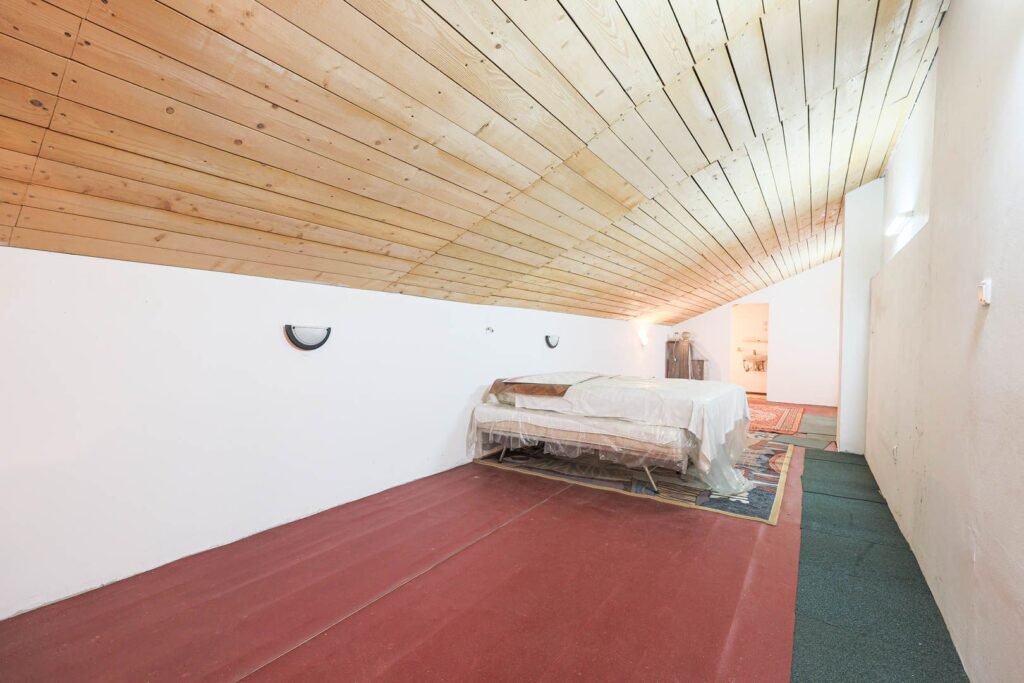 De vânzare Vilă 5 camere Grădiște | 2 corpuri | 0% comision. Preț negociabil! în zona Gradiste 5 camere 2 dormitoare Arad 1