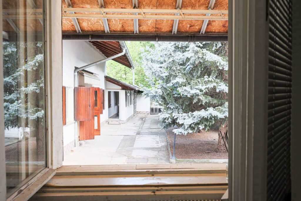 De vânzare Vilă 5 camere Grădiște | 2 corpuri | 0% comision. Preț negociabil! în zona Gradiste 5 camere 2 dormitoare Arad 1