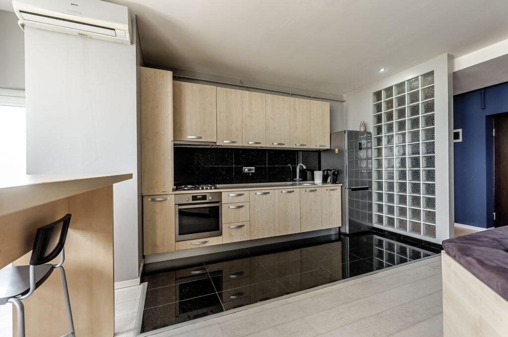 De vânzare Apartament panoramic în bloc URBANA – Calea Iuliu Maniu, etaj 10/10 în zona Malul Muresului 2 camere 1 dormitor Arad 5