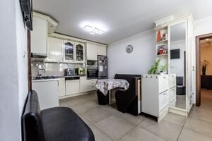 Casă 5 camere – teren 1214 mp – la cheie – Aradul Nou – COMISION 0% De vânzare Casă 5 camere – teren 1214 mp – la cheie – Aradul Nou – COMISION 0% în zona Aradul Nou 5 camere Arad 4