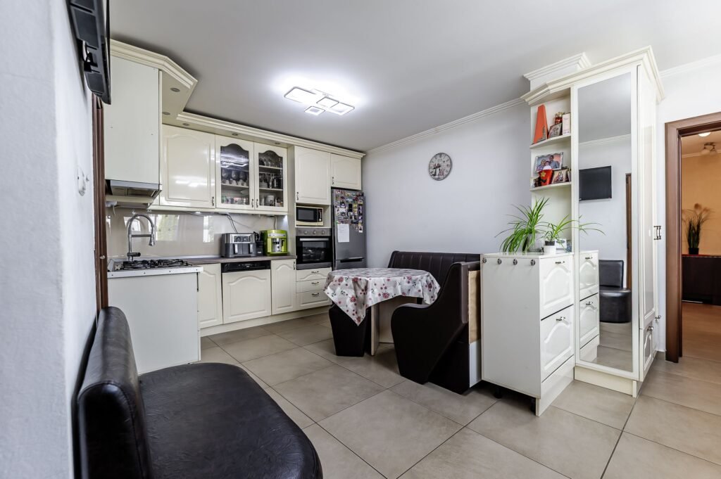 De vânzare Casă 5 camere – teren 1214 mp – la cheie – Aradul Nou – COMISION 0% în zona Aradul Nou 5 camere Arad 5