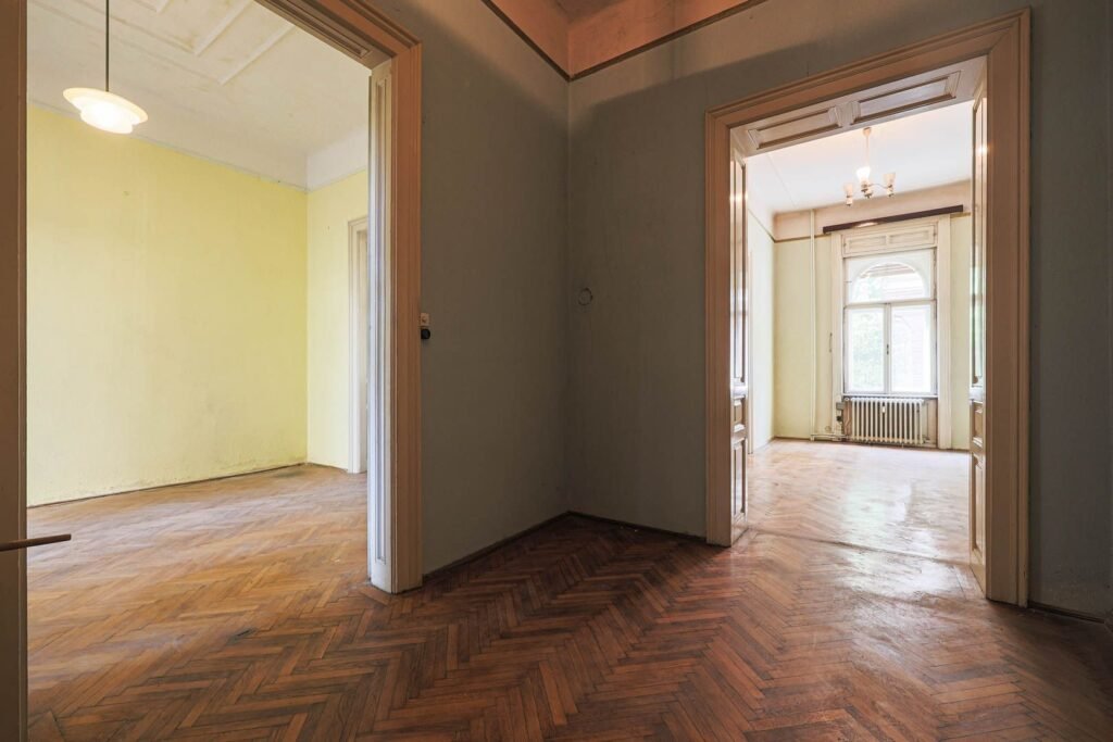 De vânzare Proprietate REZERVATĂ! Locație de exceptie în zona Ultracentral 4 camere 3 dormitoare Arad 14
