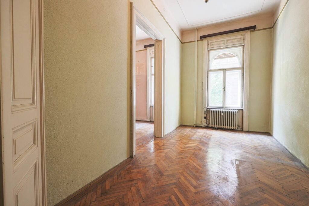 De vânzare Proprietate REZERVATĂ! Locație de exceptie în zona Ultracentral 4 camere 3 dormitoare Arad 15