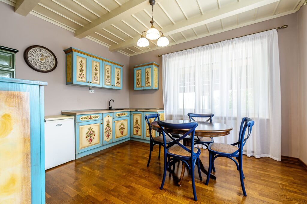 De vânzare REZERVAT Visezi la o proprietate unică, plină de istorie și farmec? în zona Arad 5 camere 2 dormitoare Arad 1