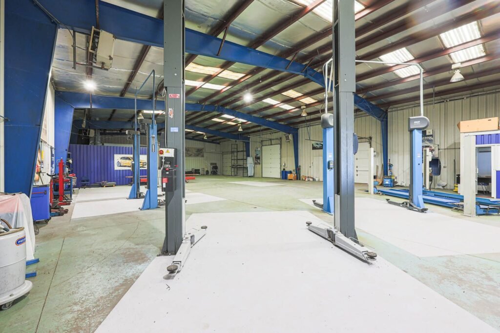 De vânzare Reprezentanță auto de vânzare – Arad, Zona Industrială Micalaca Est în zona Micalaca Arad 1