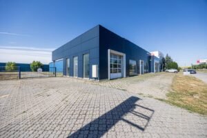 Reprezentanță auto de vânzare – Arad, Zona Industrială Micalaca Est De vânzare Reprezentanță auto de vânzare – Arad, Zona Industrială Micalaca Est în zona Micalaca Arad 9