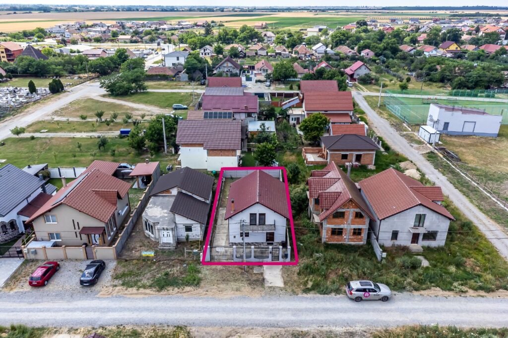 De vânzare Rezervat casă modernă de vânzare în la intrare in Zimand Cuz în zona Arad 4 camere 3 dormitoare Arad 10