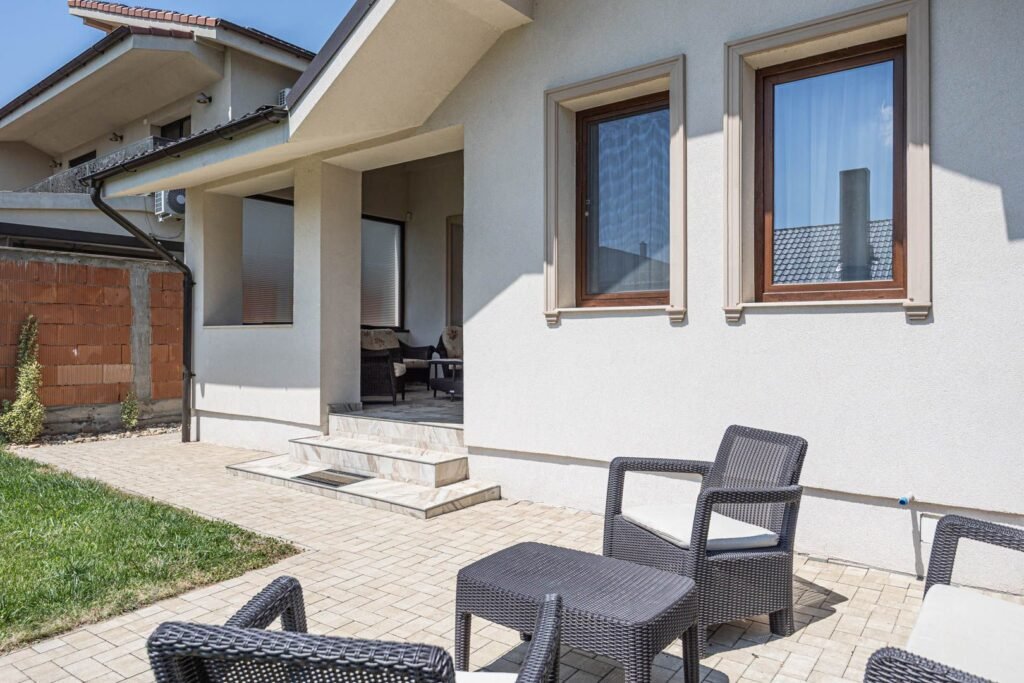 De vânzare VANDUT! Vila premium la cheie in Subcetate în zona Subcetate 4 camere 3 dormitoare Arad 1