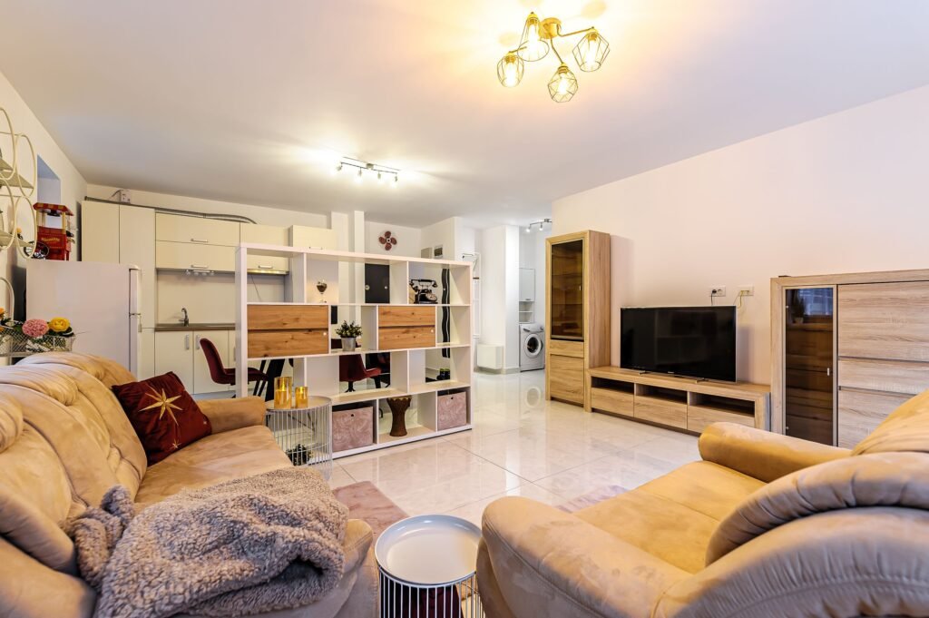 De închiriat Apartament ultracentral cu 2 camere la cheie Comision 0 în zona Central 2 camere 1 dormitor Arad 3