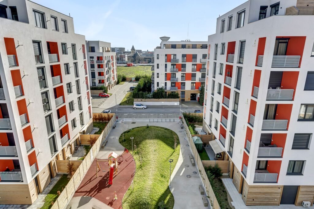 In curand apartamente noi tip PENTHOUSE la ARED Comision 0 De vânzare In curand apartamente noi tip PENTHOUSE la ARED Comision 0 în zona UTA 2 camere 1 dormitor Arad 5