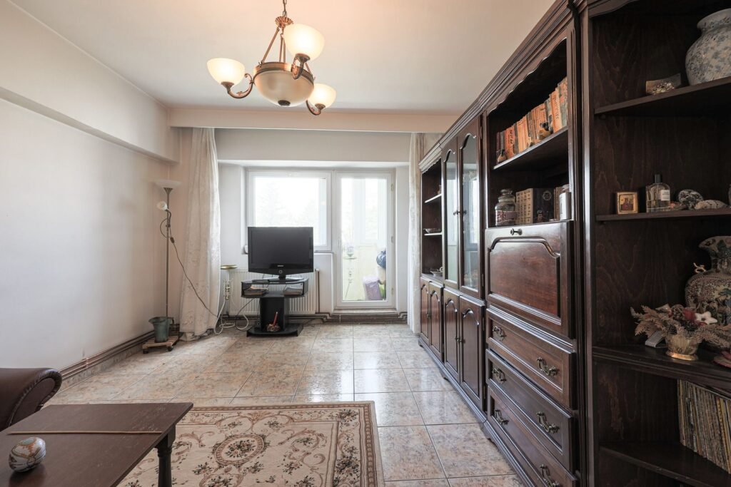 De vânzare Rezervat Apartament decomandat cu 3 camere in zona spitalului în zona Intim 3 camere 2 dormitoare Arad 9