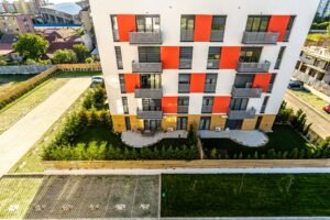Singurul apartament NOU cu gradina proprie la ARED Comision 0 De vânzare Singurul apartament NOU cu gradina proprie la ARED Comision 0 în zona UTA 4 camere 3 dormitoare Arad 3