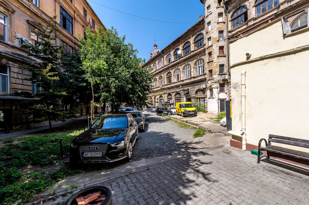 De vânzare Apartament 2 camere – Etaj 1 – Palatul Neumann, Arad – COMISION 0% în zona Ultracentral 2 camere 1 dormitor Arad 7