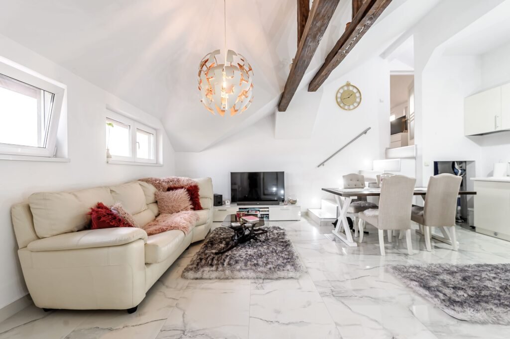 De vânzare Apartament 2 dormitoare – Bujac | 89.900 EUR | Comision 0% în zona Bujac 3 camere 2 dormitoare Arad 3