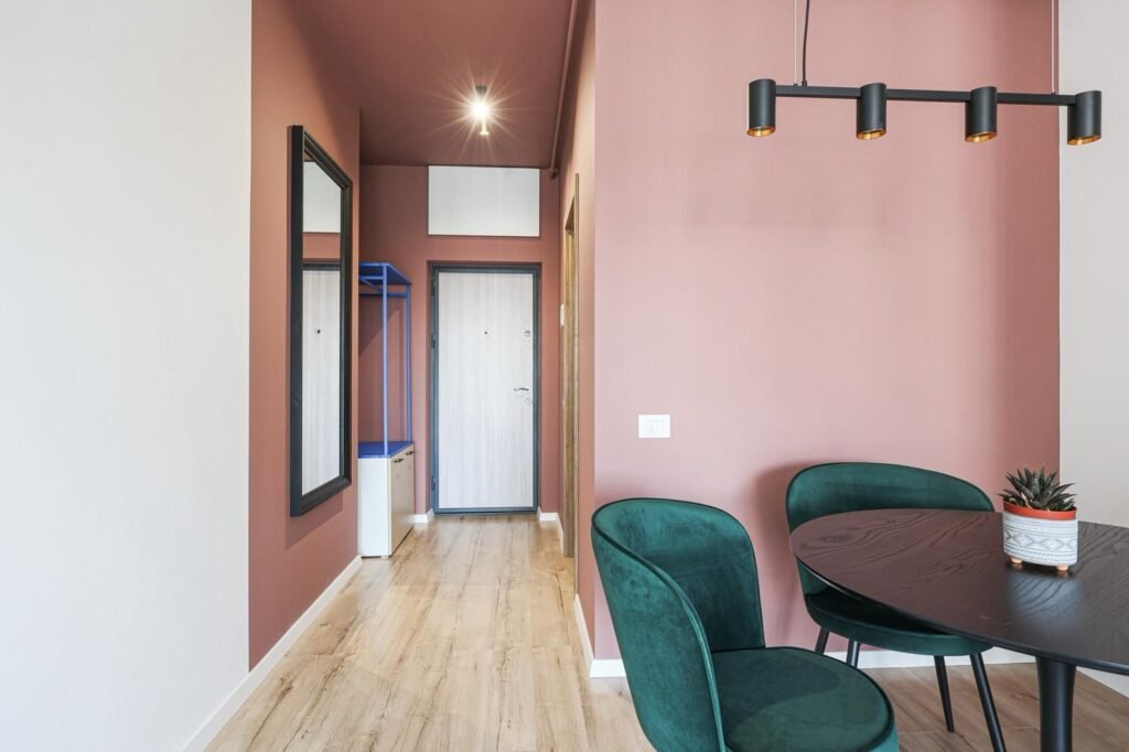 Apartament nou, mobilat & utilat, în complex rezidențial ARED De vânzare Apartament nou, mobilat & utilat, în complex rezidențial ARED în zona UTA 3 camere 2 dormitoare Arad 5