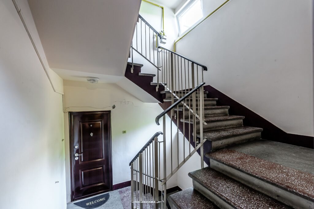 Apartament spațios, 2 camere decomandat, zonă premium Podgoria Arad De vânzare Apartament spațios, 2 camere decomandat, zonă premium Podgoria Arad în zona Ultracentral 2 camere 1 dormitor Arad 12