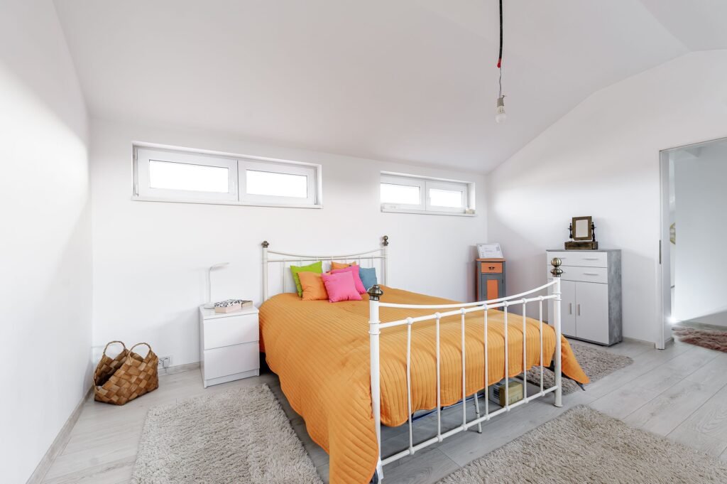 Apartament tip Samantha cu 3 camere în Bujac – etaj 2+M De vânzare Apartament tip Samantha cu 3 camere în Bujac – etaj 2+M în zona Bujac 3 camere 2 dormitoare Arad 3