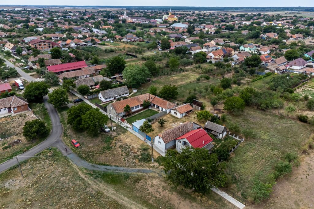 Casă din caramida cu teren generos în Felnac Comision 0 De vânzare Casă din caramida cu teren generos în Felnac Comision 0 în zona Arad 3 camere 2 dormitoare Arad 8