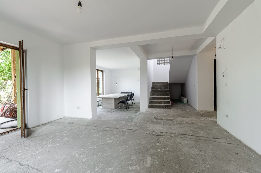 De vânzare Casă nouă, spațioasă, în cartierul rezidențial din Curtici în zona Central 6 camere 4 dormitoare Arad 7