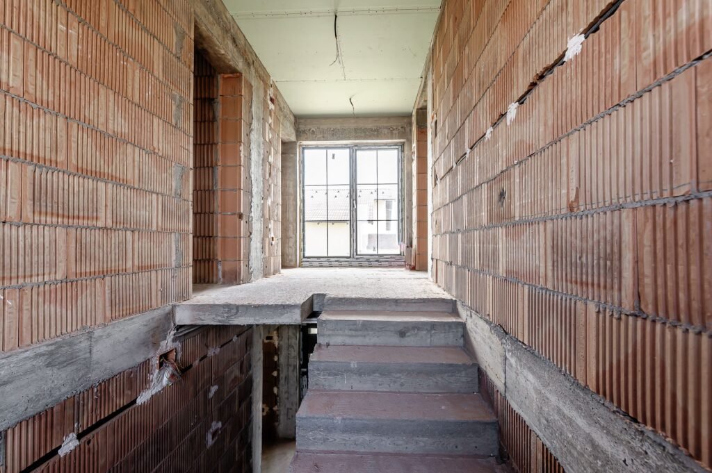 De vânzare Construcție nouă, parțial finalizată – Aradul Nou | 169.000 EUR în zona Aradul Nou 4 camere 3 dormitoare Arad 10